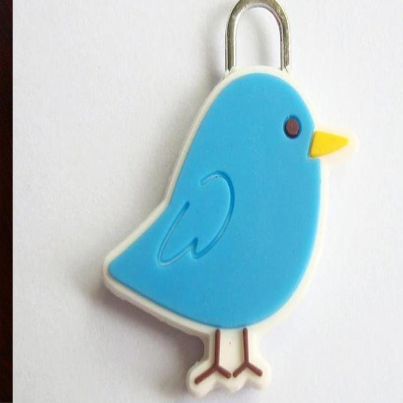 小挂饰注塑bandao(中国)官方网站原料